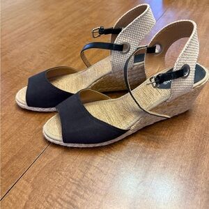 Lucky Brand Women’s Espadrille Wedges